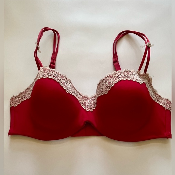Other - Red lace bra size 34C